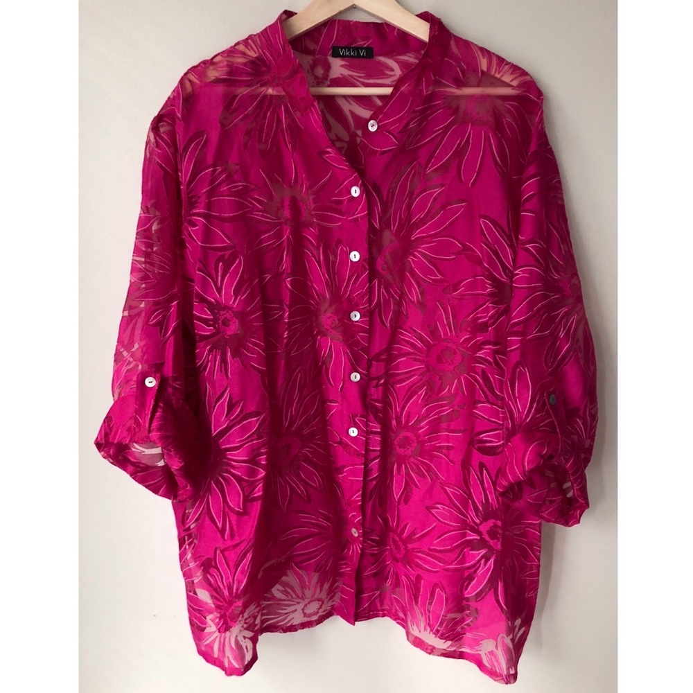 Vikki Vi • 2X • Pink Floral Burnout Button Up Top Roll Up Sleeve Top